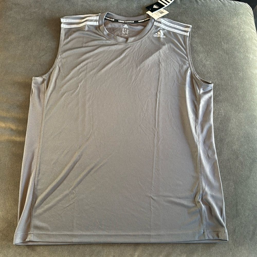 Adidas Men’s Gray Basketball Jersey Size XL NWT
